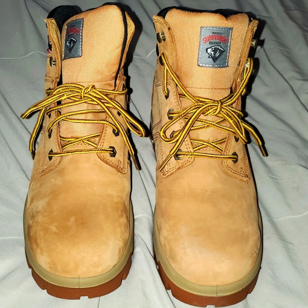 Mens boots